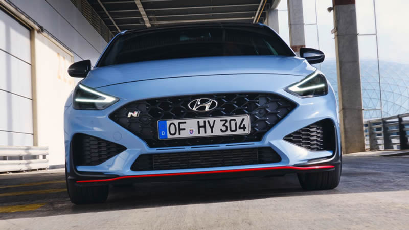 Hyundai i30 N - přední pohled na přední nárazník