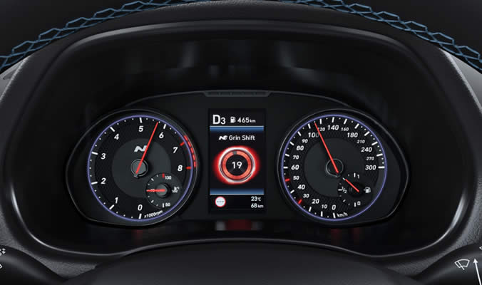 Hyundai i30 N Fastback 2020 - Tlačítko N Grin Shift