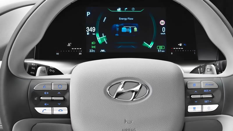 Hyundai NEXO - pohled na digitální přístrojový panel