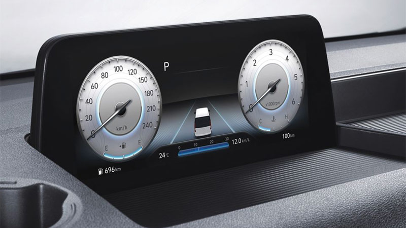 Hyundai STARIA Hybrid - digitální cluster