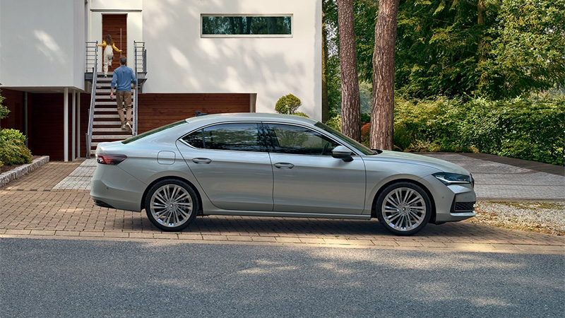 skoda superb sportline exterier 12