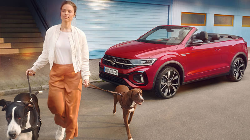 Volkswagen T-Roc Cabriolet pohled na boční a přední partie vozu