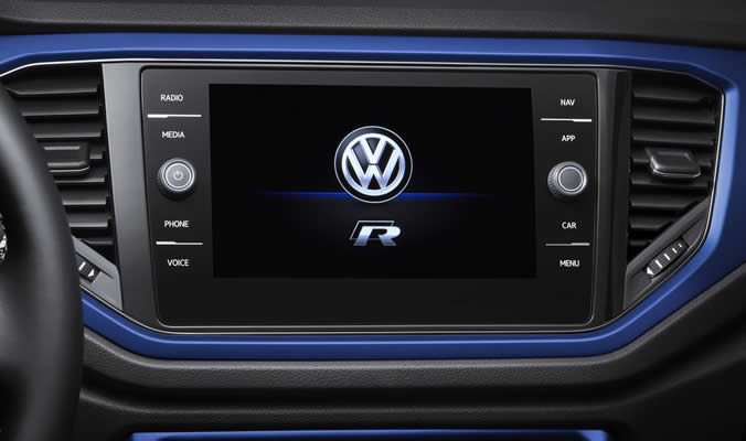 Volkswagen T-Roc R - rádio