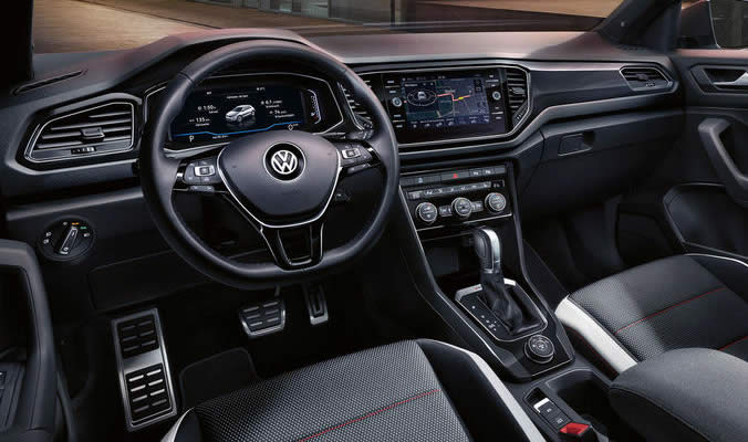 Volkswagen T-Roc - Interiér