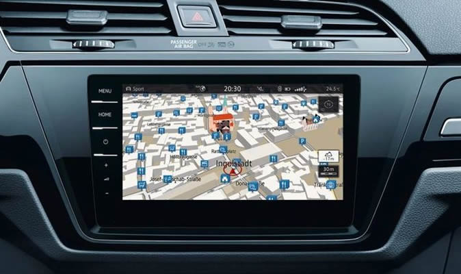 Volkswagen Touran - Rádia a navigační systémy