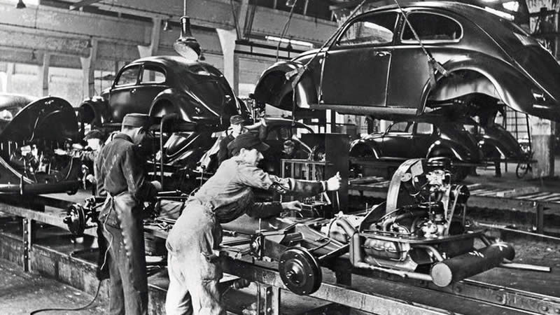 VW - Zahájení sériové výroby modelu Brouk
